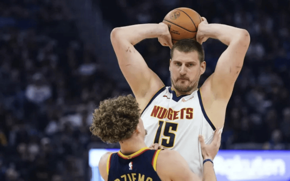 九游体育在线-包含约基奇赛季场均三双，比肩威少&大O的词条