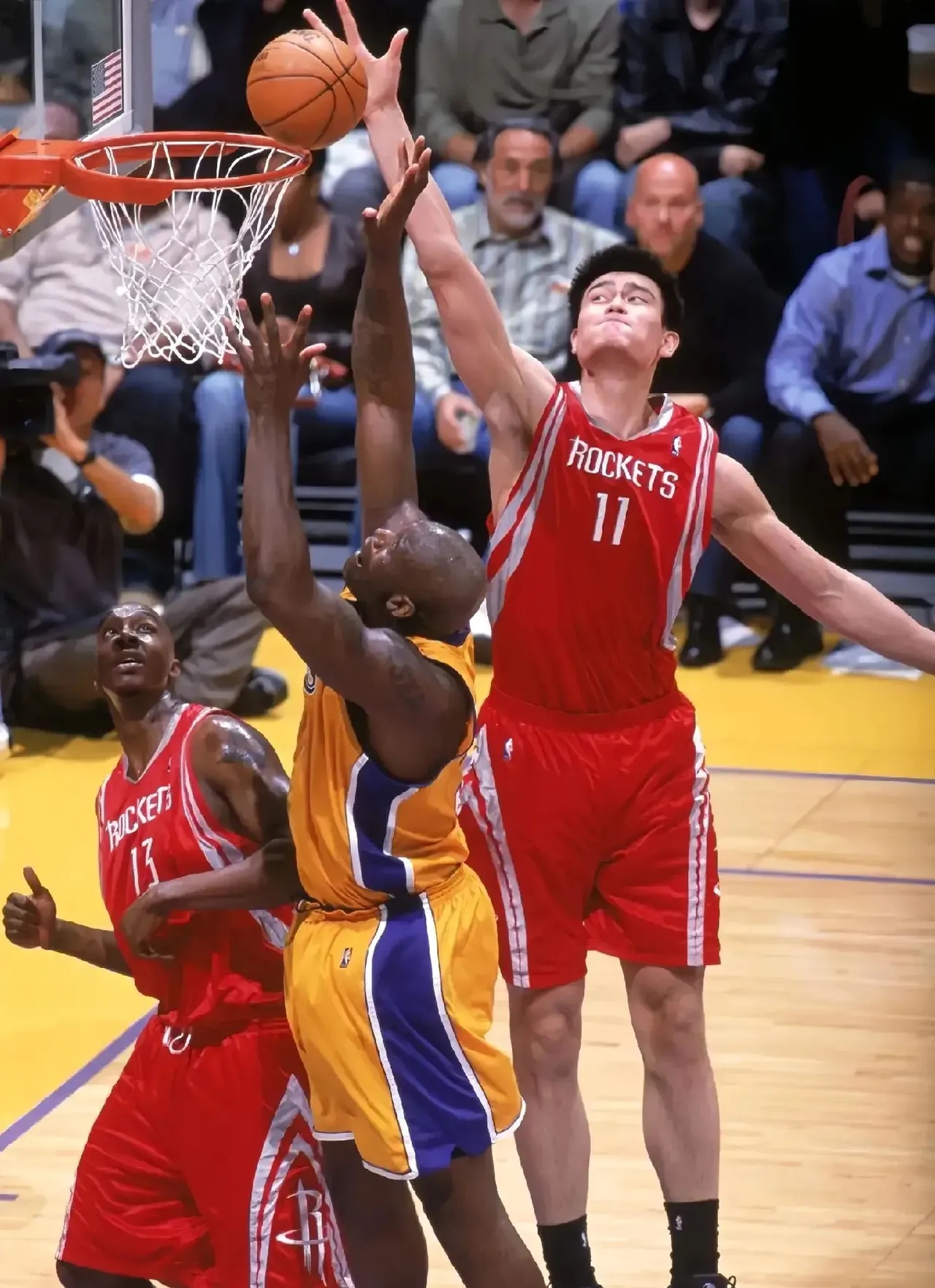 九游体育入口-中国篮球能否再出一个NBA球星？的简单介绍