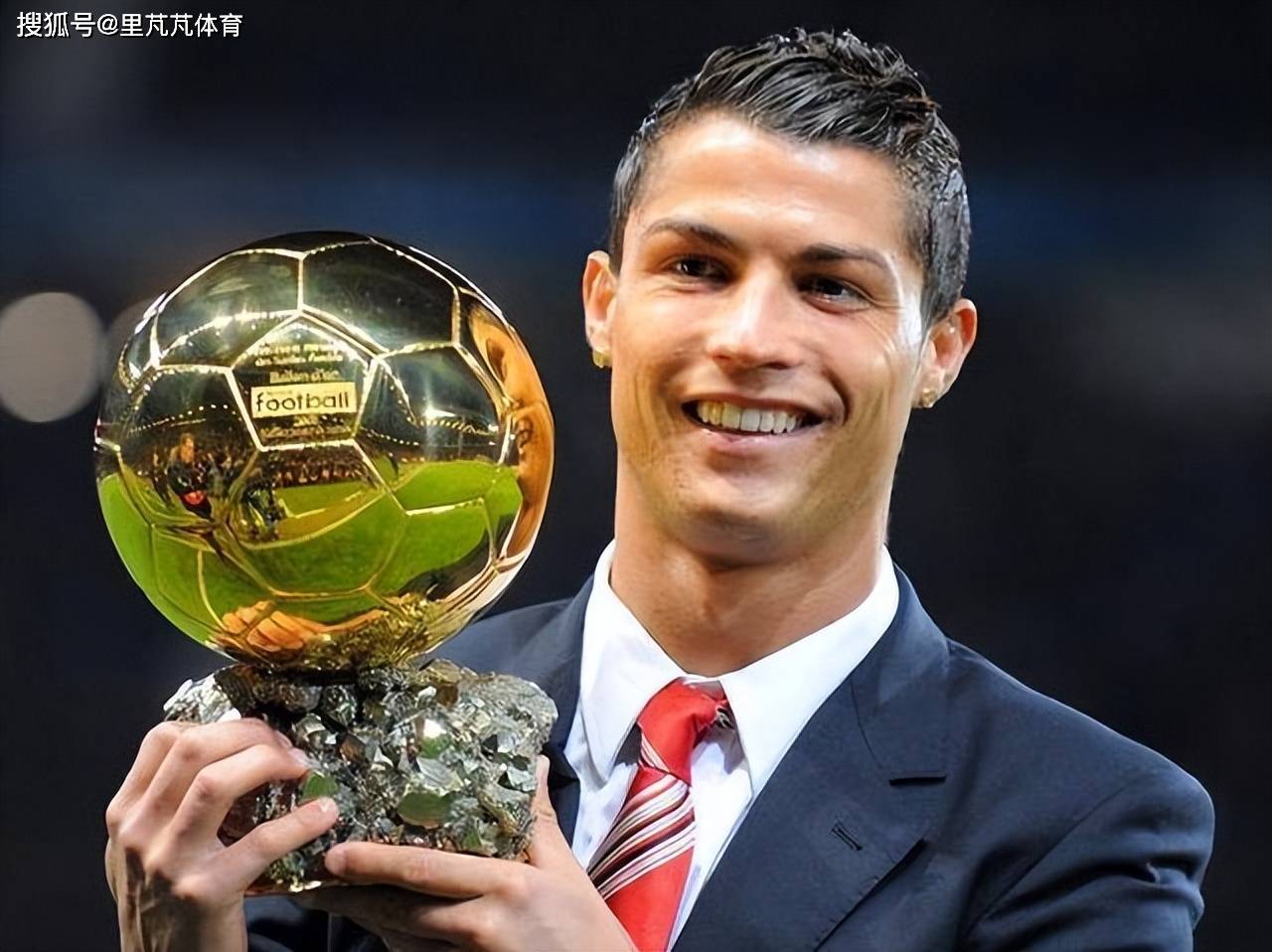 九游体育网址-足球明星上综艺，娱乐化是好是坏？的简单介绍