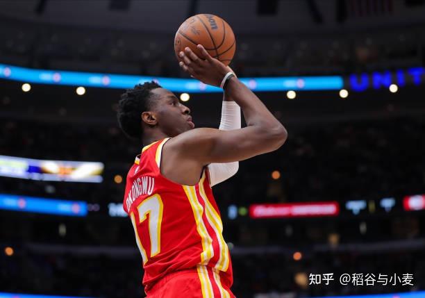 九游体育官方-包含太阳签下自由市场中锋，弥补内线短板的词条