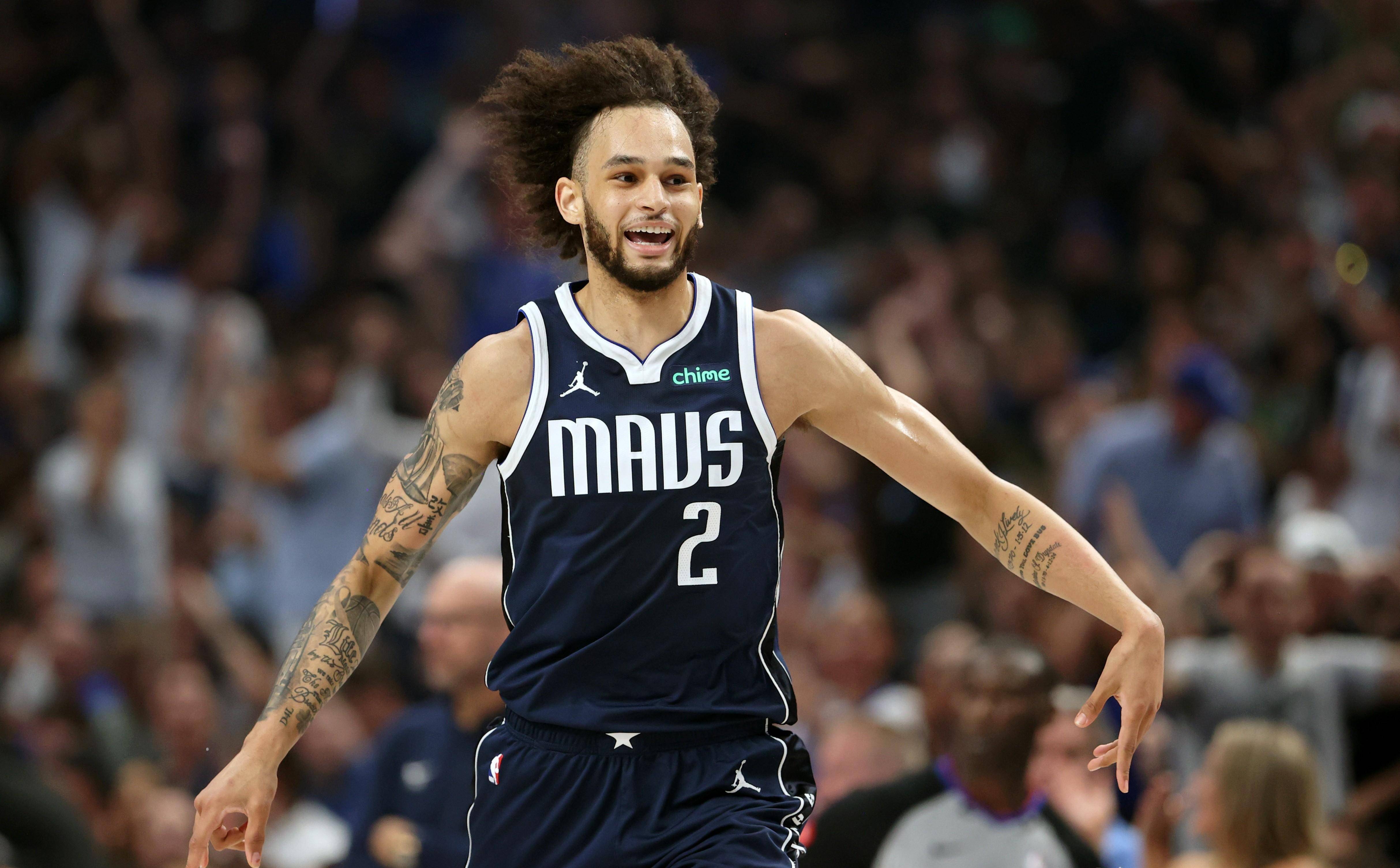 九游体育下载-欧文续约谈判破裂，独行侠或先签后换