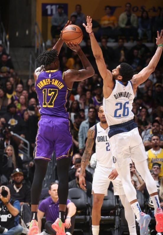 九游体育官网-东契奇30+三双次数超乔丹，历史第五