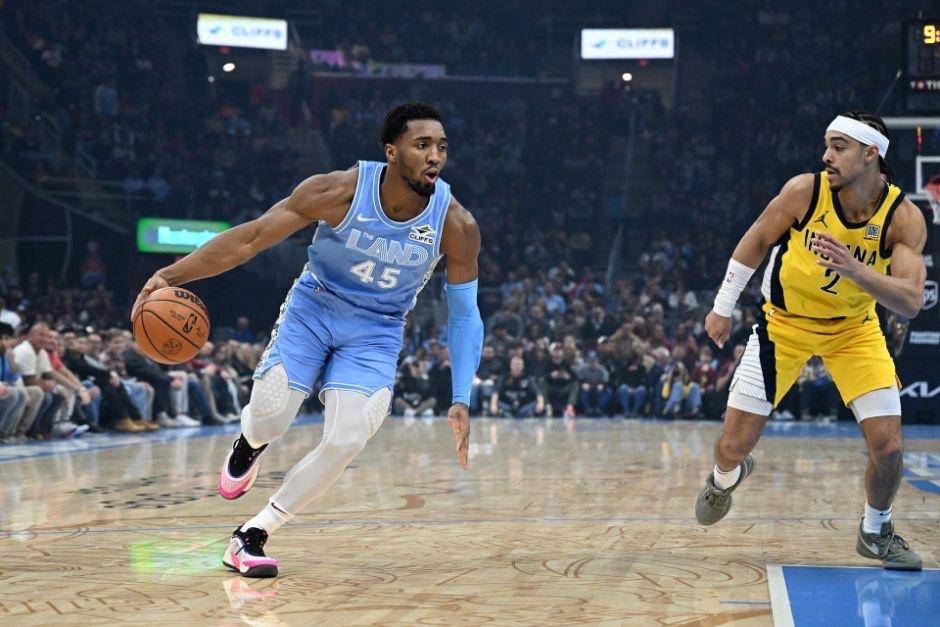 九游体育入口-米切尔腿筋拉伤，骑士季后赛前景蒙阴影