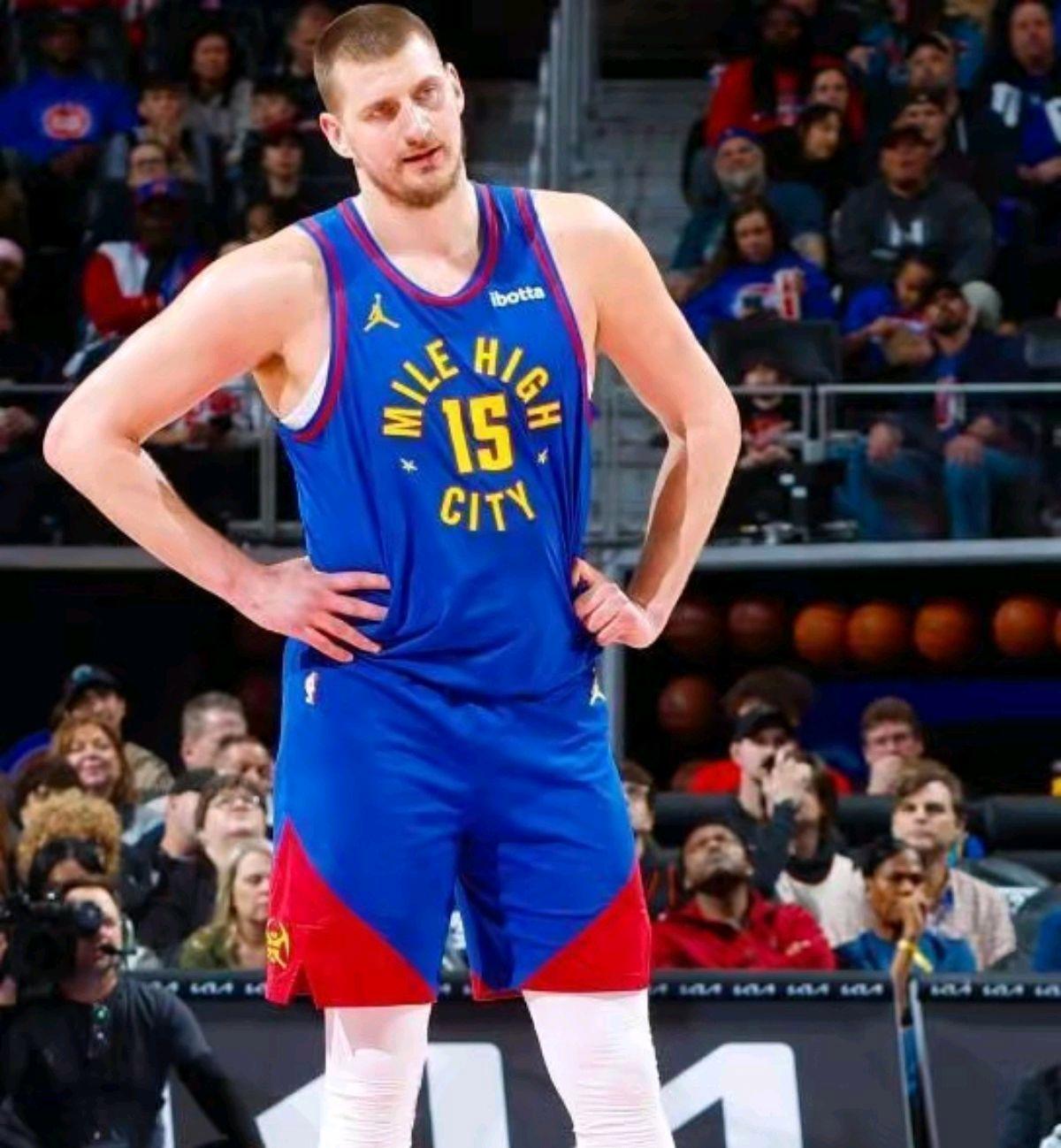 约基奇三双收割比赛，掘金连胜继续