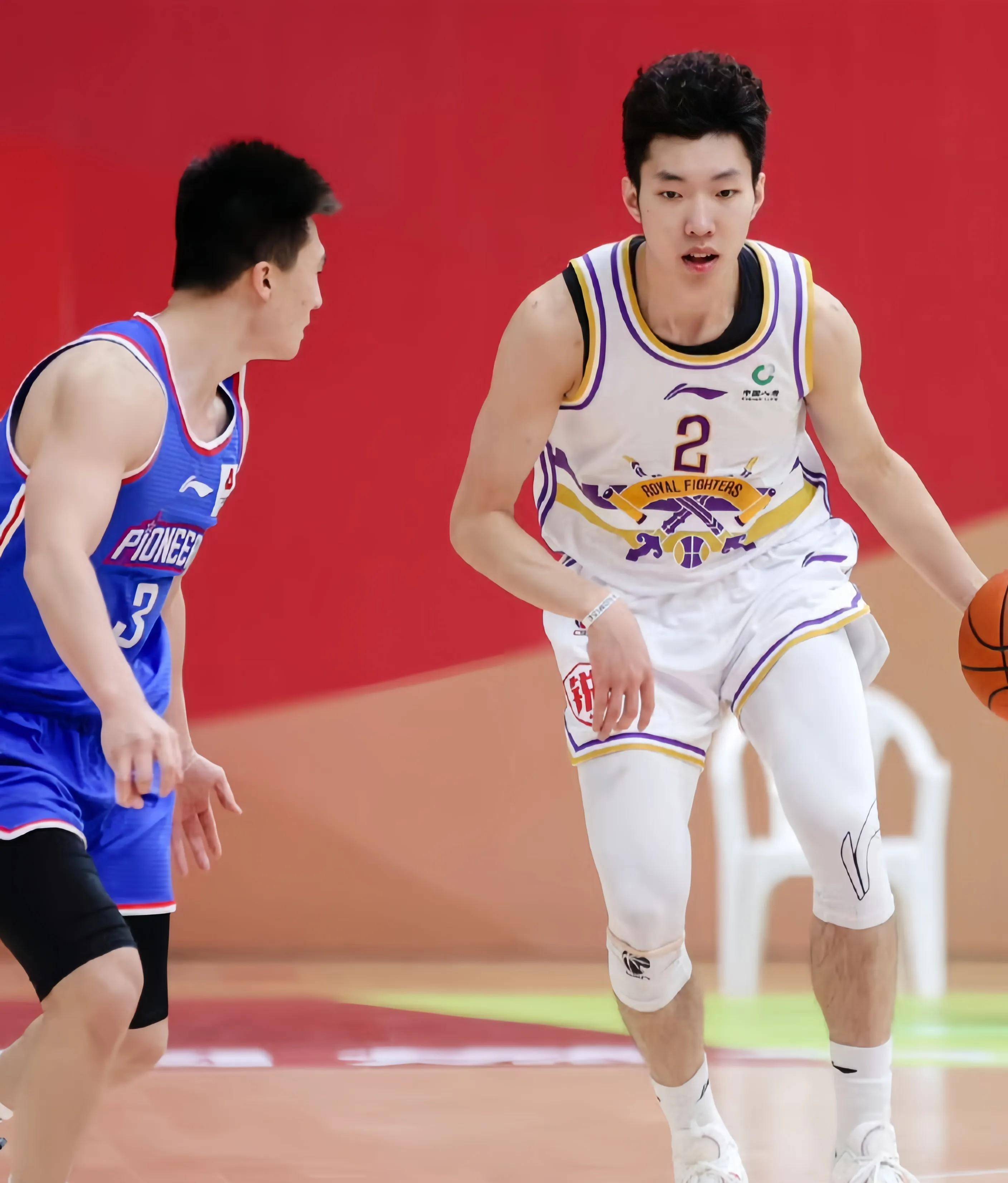 九游体育-CBA新星爆发：20岁小将单场砍30+的简单介绍