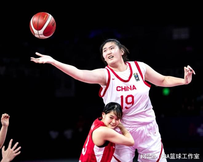 九游体育注册-中国女篮1992奥运银牌：辉煌历史