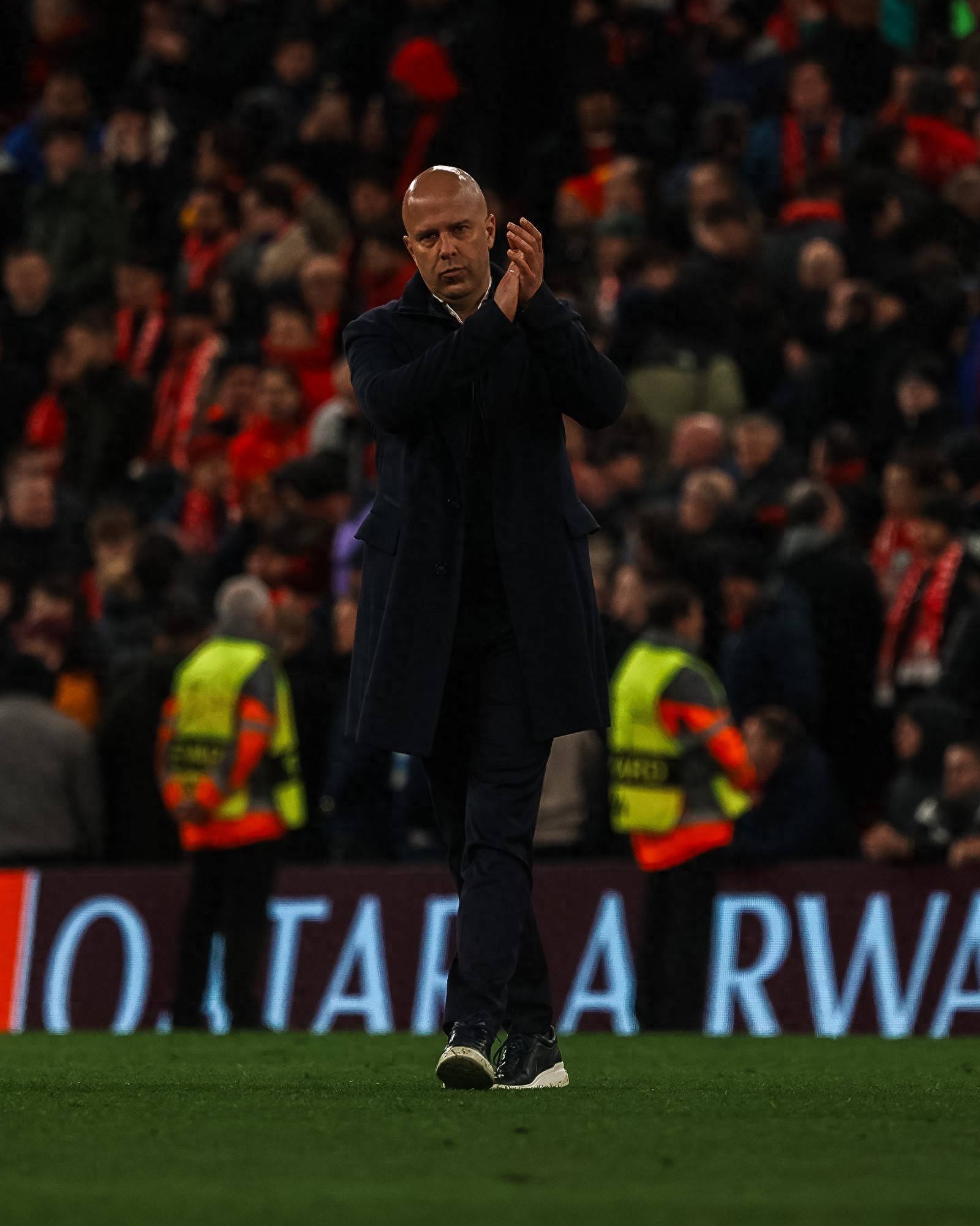 包含利物浦2.0时代：克洛普如何重建红军？的词条