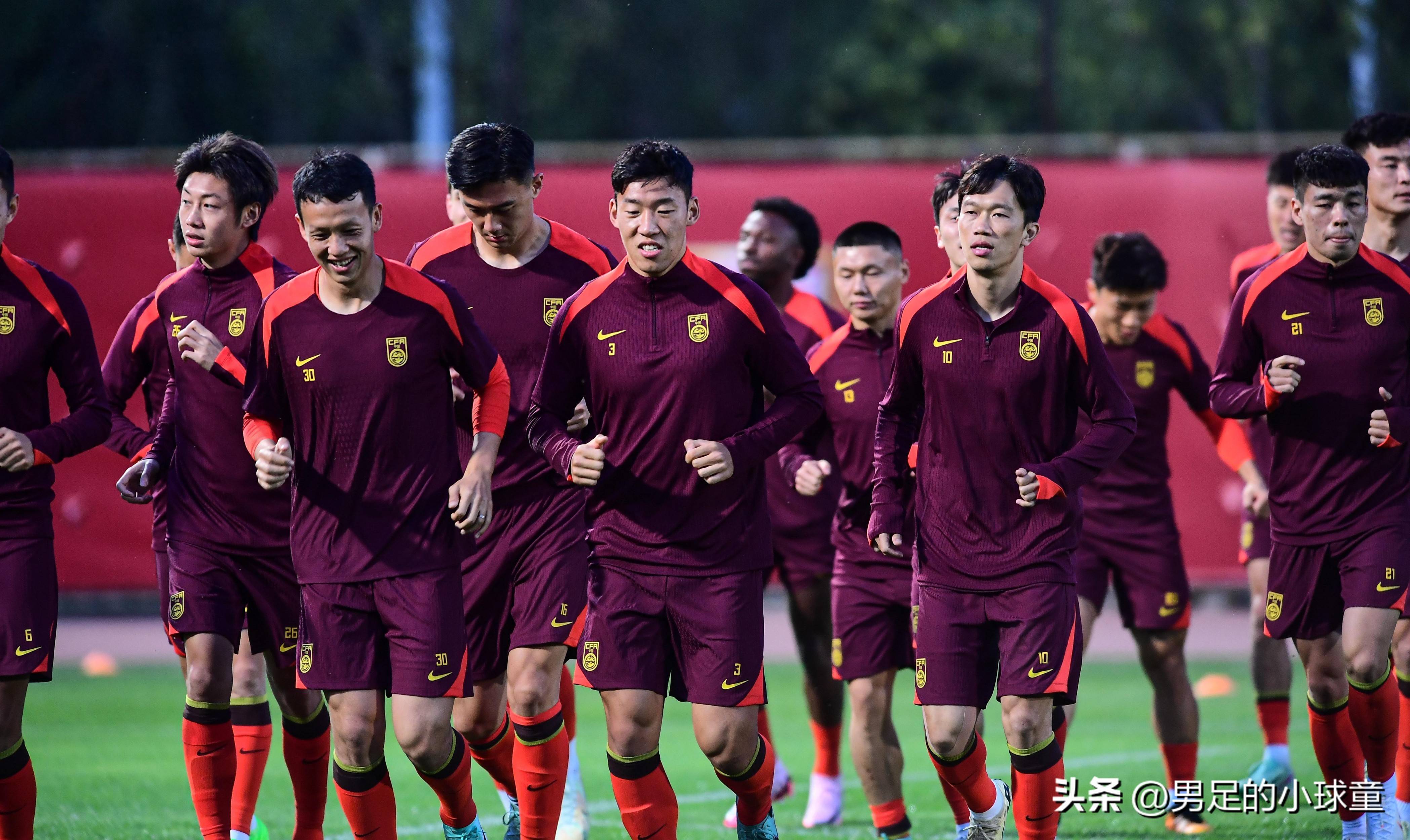 九游体育网-包含国足中前场搭配解析：技术与速度如何平衡？的词条