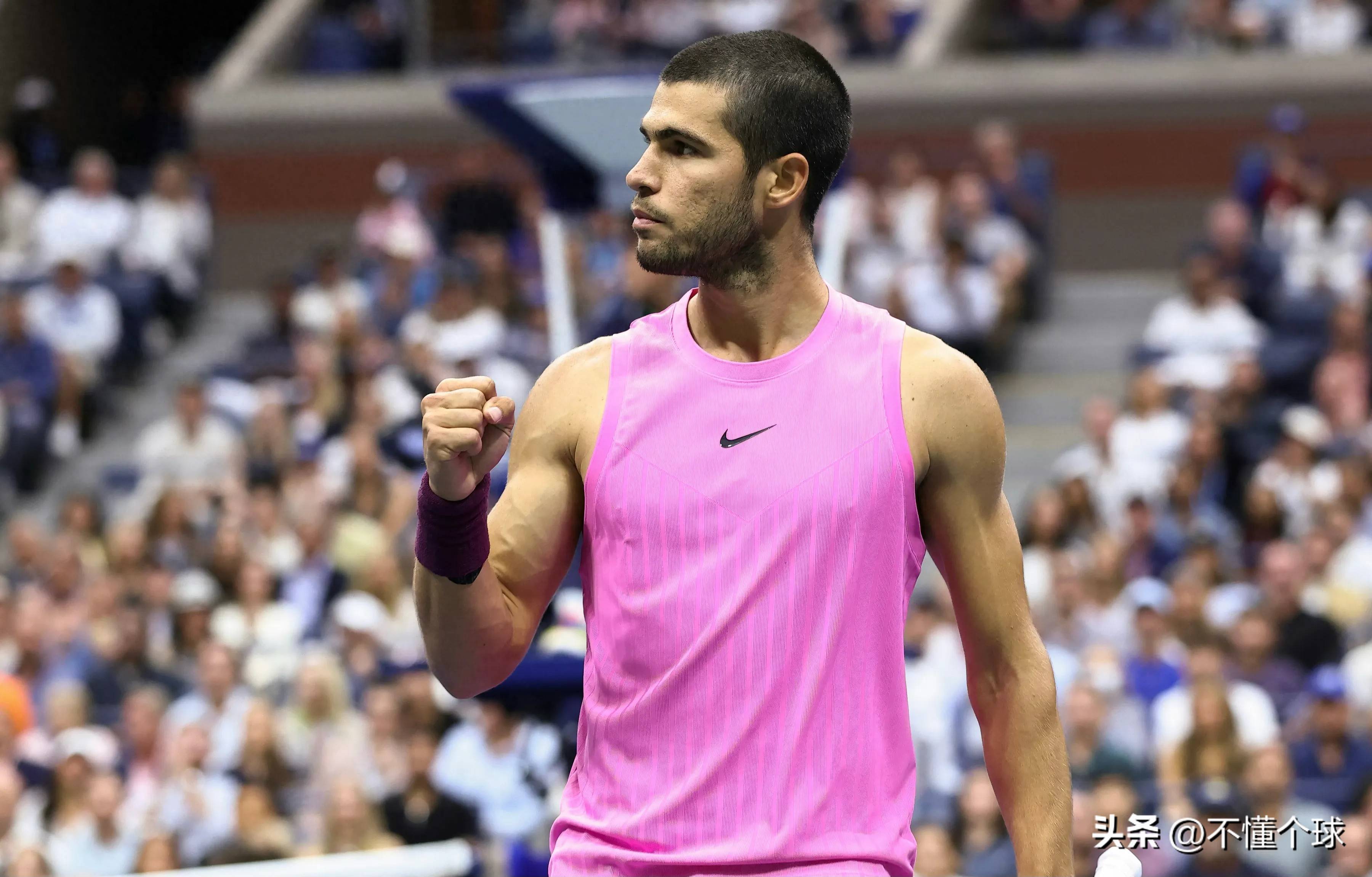 关于阿尔卡拉斯登顶美网，00后新王诞生的信息