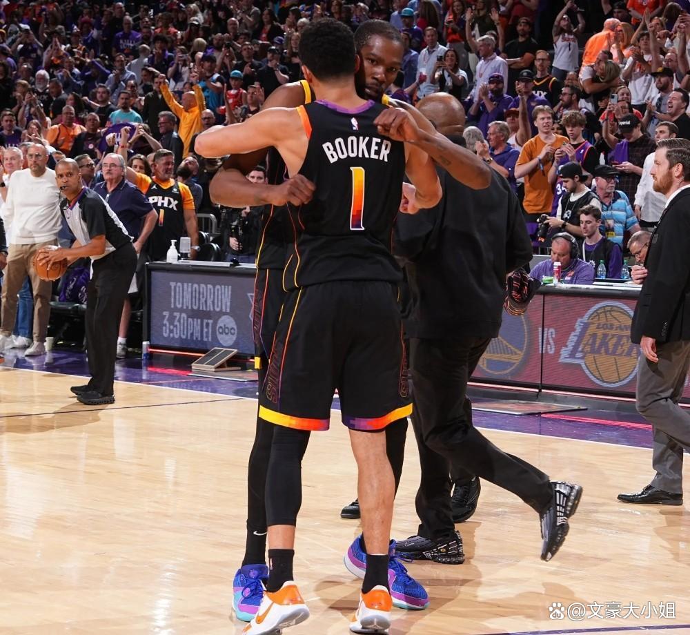 杜兰特伤情更新！复出时间曝光